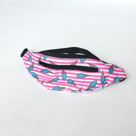CUTE FANNY FACTORY Fanny Pack ICE CREAM PRINT Waist Bag BNWOT - Picture 6 of 6